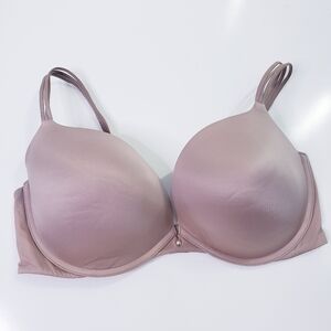 Victoria's Secret Very Sexy Pushup Cream Bra